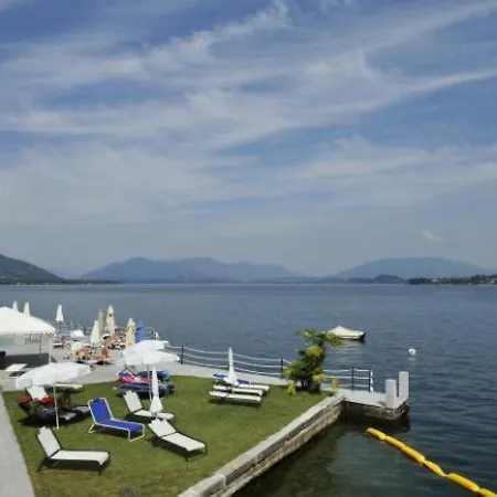 Appartement Sleeps 3 Pool Meina