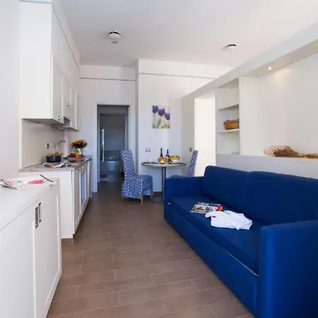 Appartement Sleeps 3 Pool
